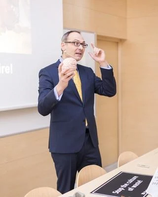 Wykład Young People and Global Challenges
