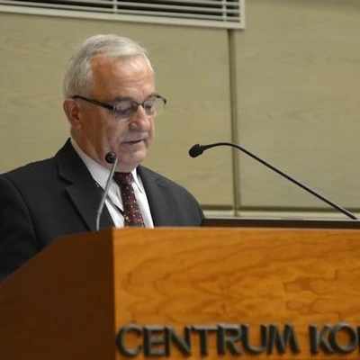 11th Conference of the European Foundation for Plant Pathology, PART -1-
